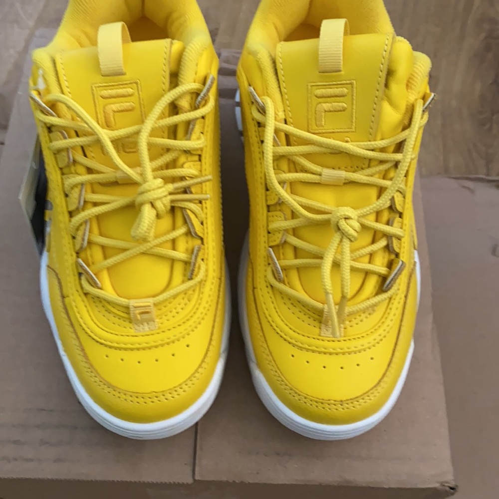 Yellow Fila - Picture 2 of 6